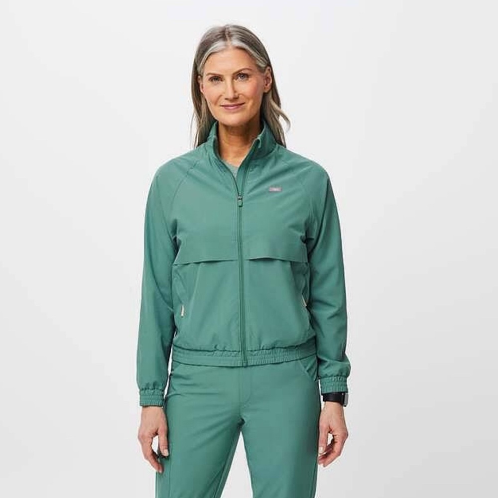 Figs Sydney Scrub Jacket